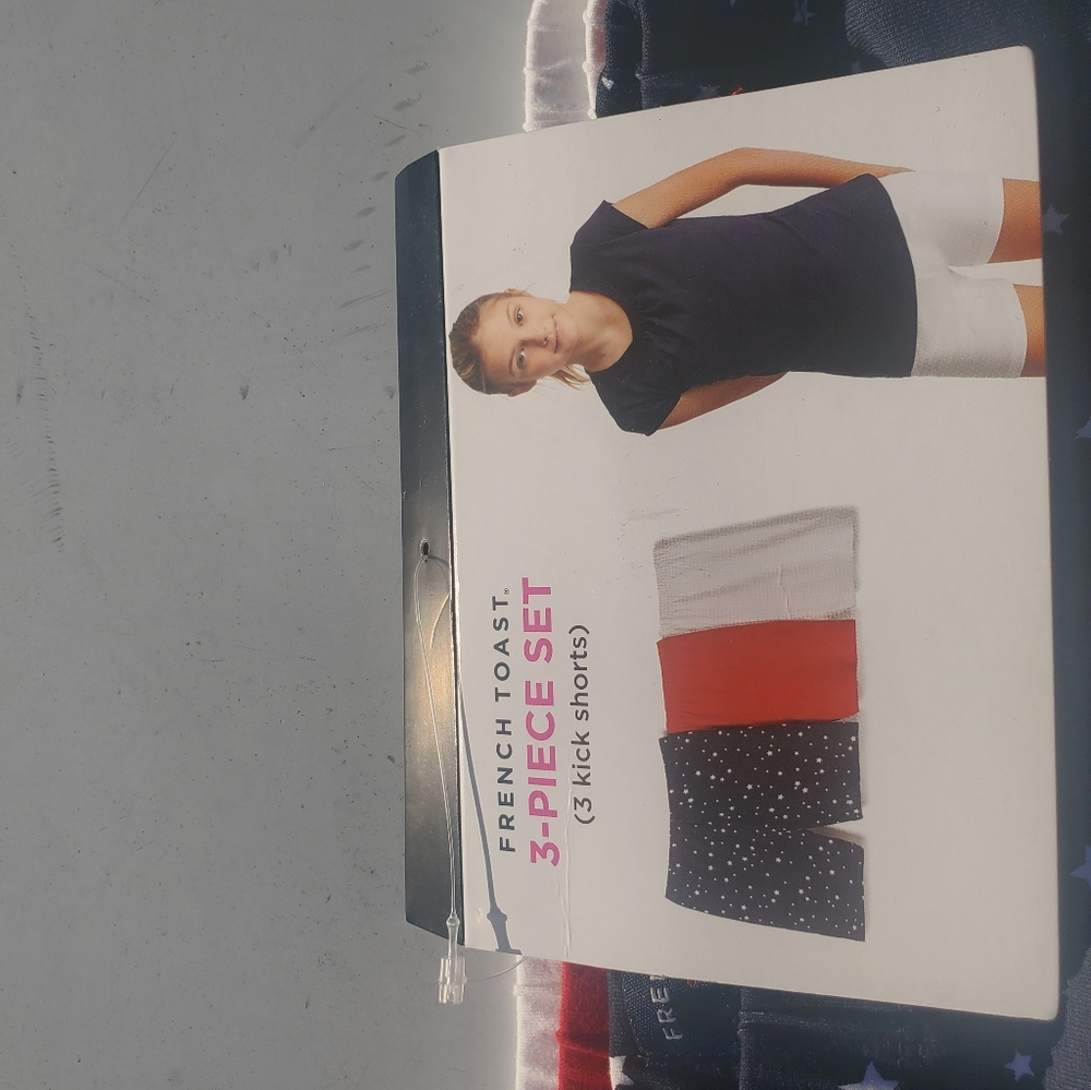 NWT 3 Pack Girls Shorts Bule Stars, White, RedAvailable in XS S M L